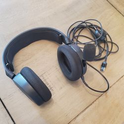 SteelSeries Arctis Pro High Fidelity Gaming Headset