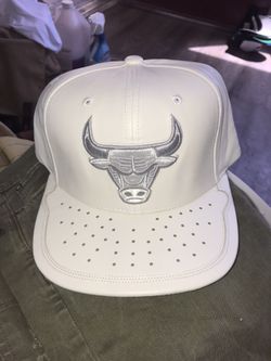 White Mitchel & Ness SnapBack Chicago Bulls New