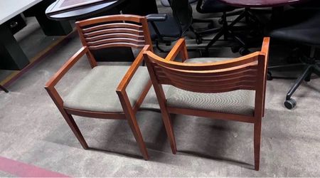 MCM Knoll side guest Lobby wait hi g room office chairs