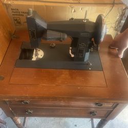 1938 Kenmore Deluxe Rotary Sewing Machine 
