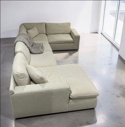 Elyza Linen 5-Piece LAF Chaise Sectional