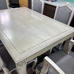 Dining Table With 6 Chairs Brand New Upholstery 