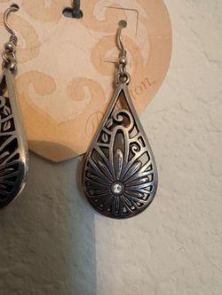 Brighten earrings