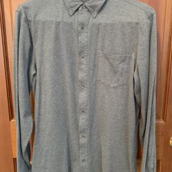 Mens gray Gap long-sleeve button-down shirt Size XL 100% cotton, soft, Like New 