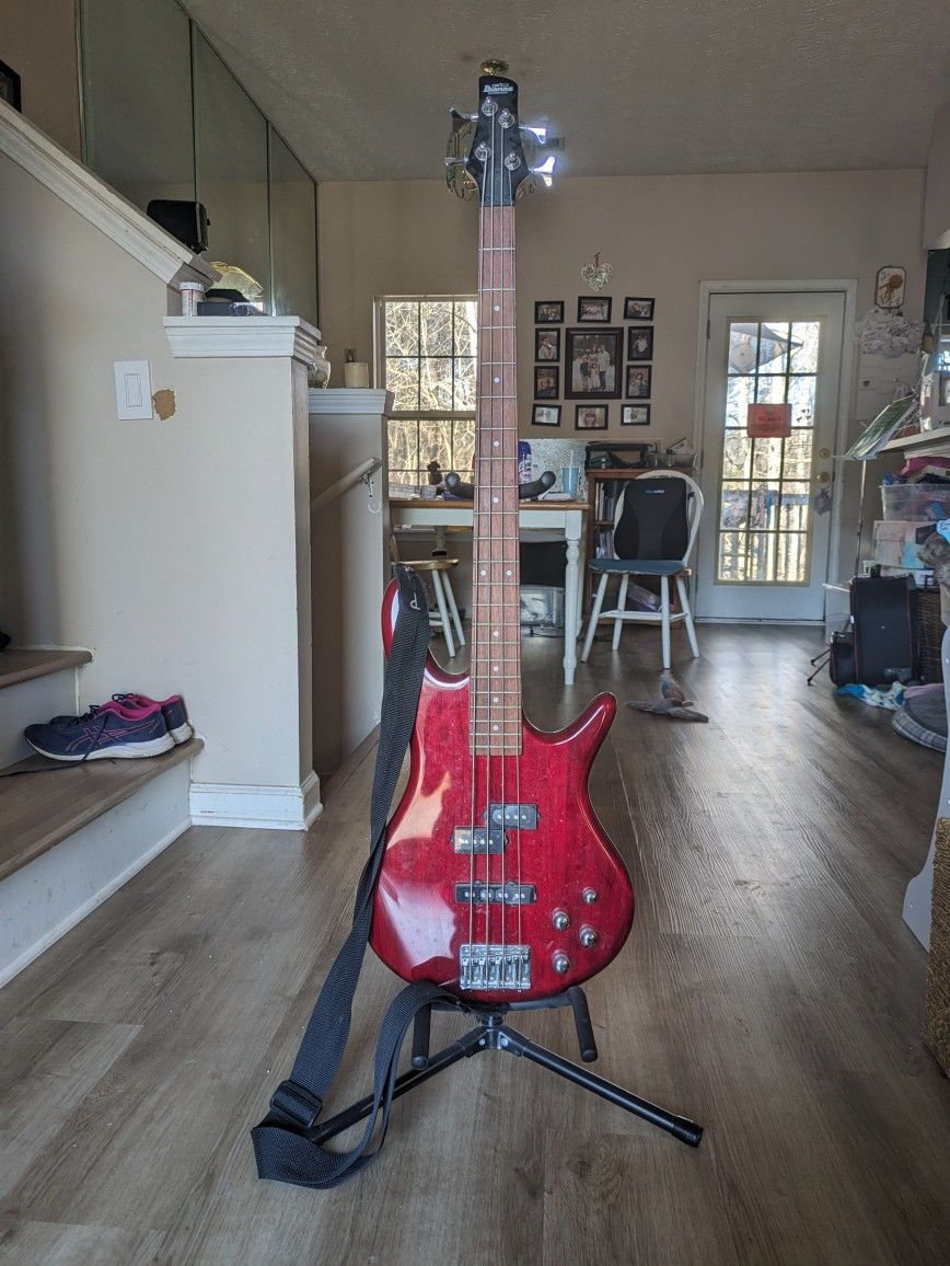 Gio Ibanez Soundgear Bass Guitar + Accessories
