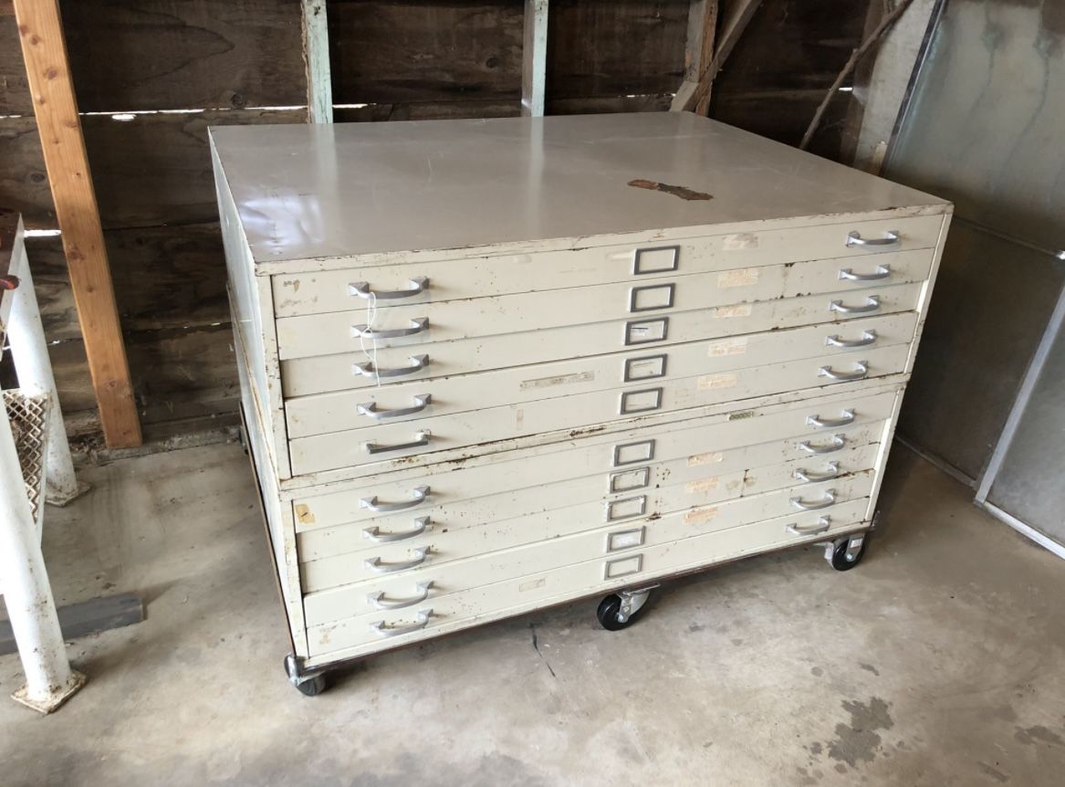 Amazing Vintage/Antique Steel Flat /Art Cabinet / Toolbox (OBO)