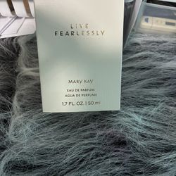 Live Fearlessly Agua De Perfume 