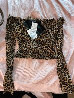 Cheetah Print Crop Top Long Sleeve