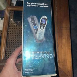 Harmony Logitech  Advanced Universal Remote, 890 Whole Home Rf Contral