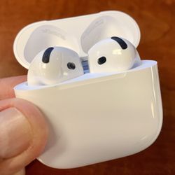 AirPods 4 with Active Noise Cancellation…!!