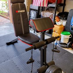 Adjustable Weight Bench Foldable. Like new.