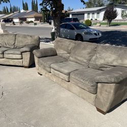*Free Delivery* Couch and Loveseat