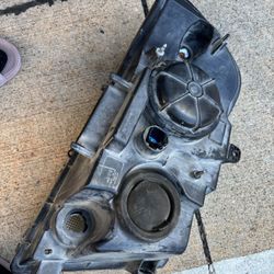 Headlight For Lincoln Navigator 2006