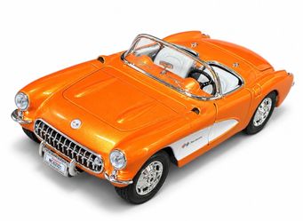 Maisto 1957 Chevrolet Corvette Diecast Model Car 1:18