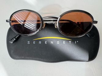 Vintage Serengeti 6479 Passport Oval Sunglasses Black Frame Japan + Case