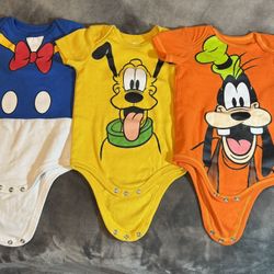 Disney Infant Short Sleeve Onesie 18 months (Set Of 3)