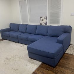 Sectional couch