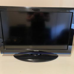32in Toshiba TV