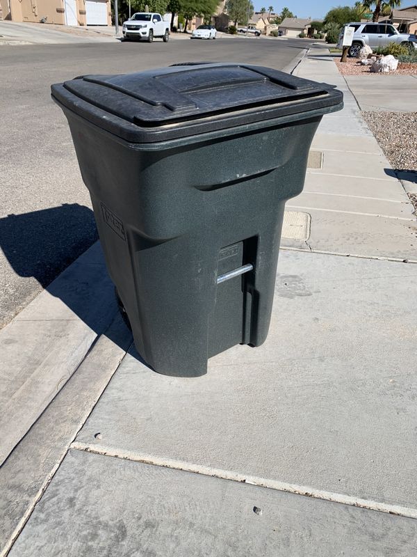 garbage can for Sale in Las Vegas, NV OfferUp