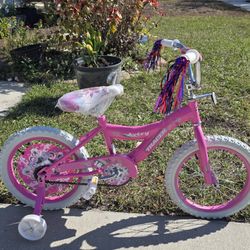 New Wonder Wheels Avery Tracer 16in Kid's Bike