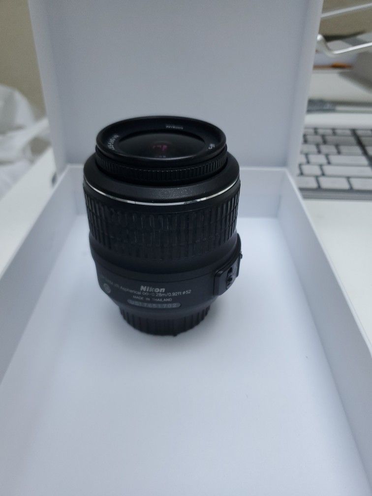 Nikon AF-P DX NIKKOR 18-55mm f/3.5-5.6G Lens