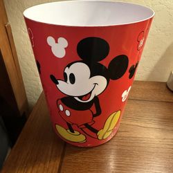 Disney Mickey Mouse, Red Trashcan