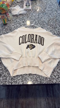 Woman’s Large Colorado Buffalos Crewneck