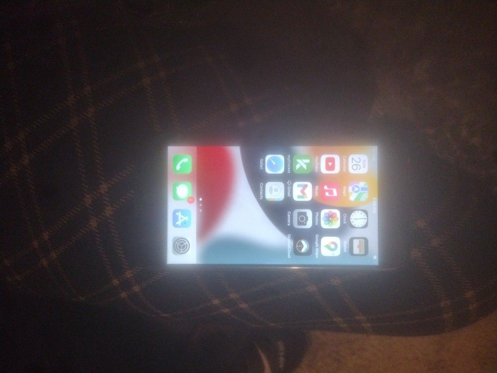 Apple iPhone 7
