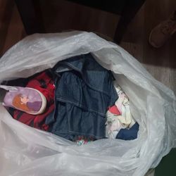 Use Girl Clothes All Kinds In Bags 