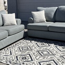 RC Willey Sofa + Loveseat – Free delivery 🚚 🛋️