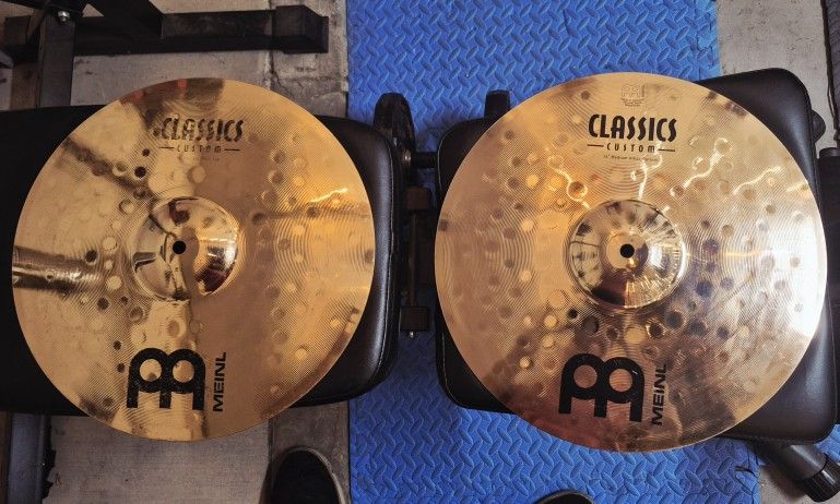 Meinl Cymbals 14 inch Classics Custom Medium Hi-hat Cymbals