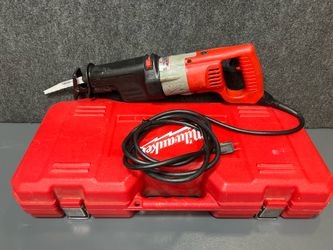 Milwaukee (6521-21) 15 Amp 1-1/4 in. Orbital SUPER SAWZALL Reciprocating Saw with Hard Case