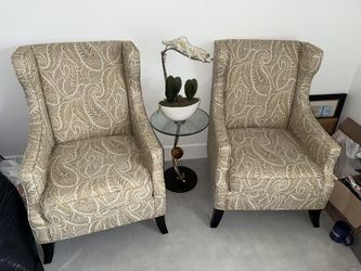 2 Damascus Style Arm Chairs and Amber Crystal Ball Accent table