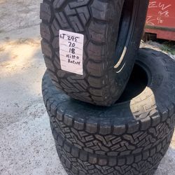 Nitto Recon A/T Tires 