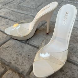 White Aldo high heel stiletto shoes - Size 6.5