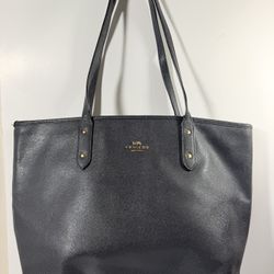 Coach black leather tote bag gold hardware
