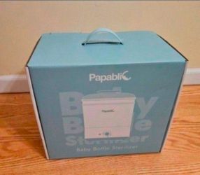 Like New Papablic Bottle Sterilizer.