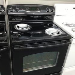 GE Coil Top Range. 1 year Warranty 