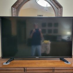 Toshiba 55in. Tv ( Not Smart) / Sony Blu-ray Disc Player