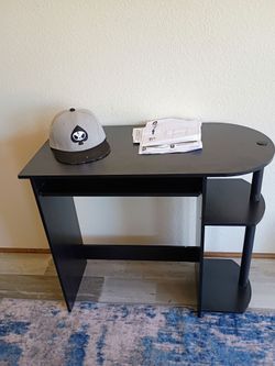 Small desk