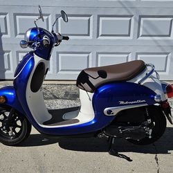Blue 2023 Honda Metropolitan Scooter