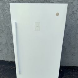 GE Upright Frost Free Freezer Free Local Delivery/30 Day Warranty