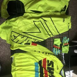 Shift Riding Pants/Jersey/and Gloves
