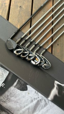 TaylorMade Iron Set With VICE Club
