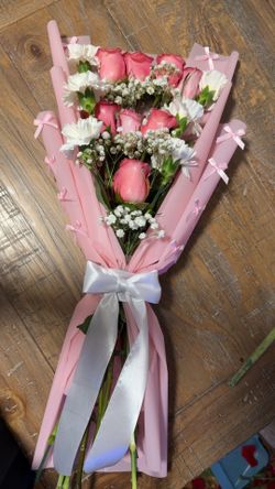 Mother’s Day flower arrangement