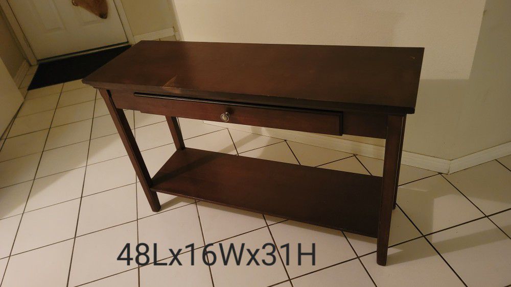 End Table Or Entry Table With Drawer