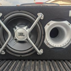 Subwoofer Jbl With Amp