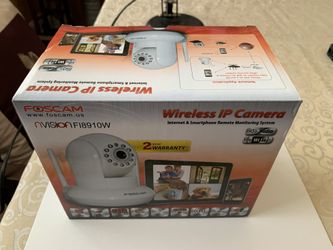 Foscam FI8910 Wireless Camera