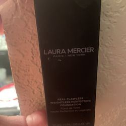 Laura  Mercier Foundation Brand New 
