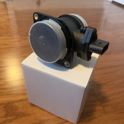 MAF Sensors For Audi A3 A4 A6 A8 and VW Models 